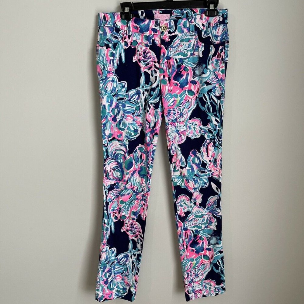 Lilly Pulitzer Callahan Chino Pants In Caught Up